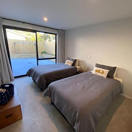 فيلا Luxury Escape In Cbd - Walking Distance To Town تاورانجا المظهر الخارجي الصورة