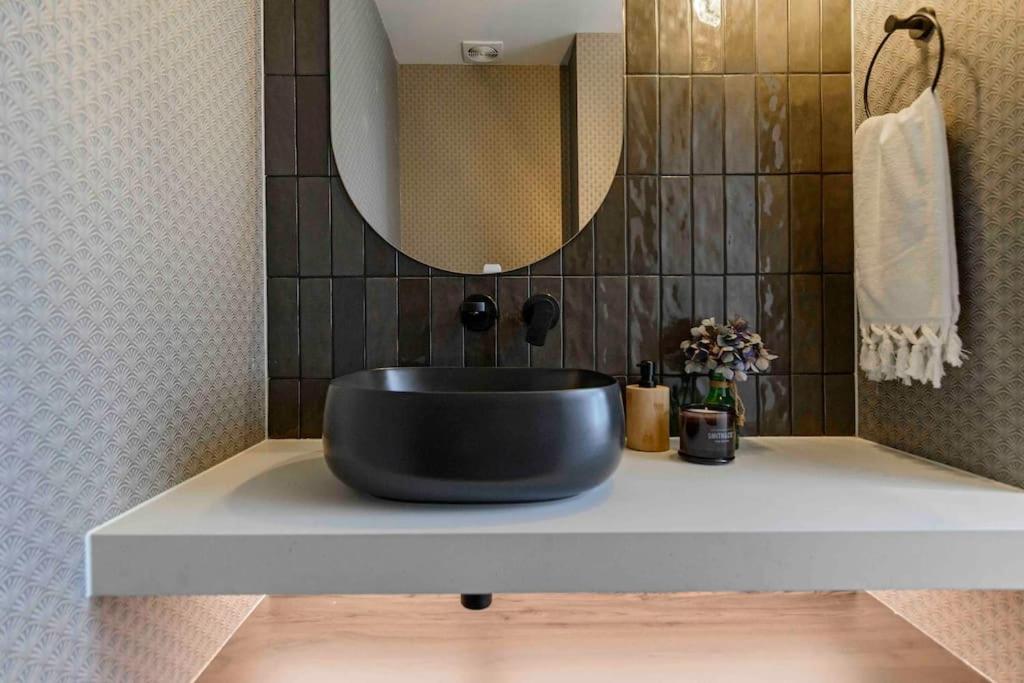 فيلا Luxury Escape In Cbd - Walking Distance To Town تاورانجا المظهر الخارجي الصورة