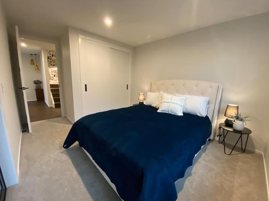 فيلا Luxury Escape In Cbd - Walking Distance To Town تاورانجا المظهر الخارجي الصورة